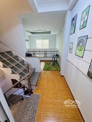 ngay vòng xoay âu cơ, q11 - nhà đẹp 4 tầng, 4pn, phù hợp gia đình đông người, giá 5.7 tỷ