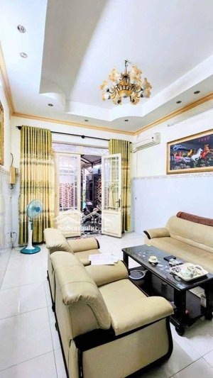bán căn nhà ngon dt lớn 80m2, huỳnh tấn phát, quận 7 ngay gần gà rán lotteria, chỉ 6 tỷ nhỉnh