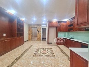 bán nhà mp chu huy mân long biên dt 60m*mt4m5*6t thanh máy dòng tiền ô tô giá 15.8tỷ