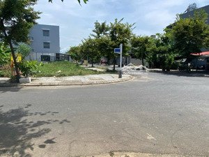 bán lô góc mặt tiền đường phi bình 8. diện tích 157m2 có sẵn sổ công chứng ngay giá 8.5 tỷ