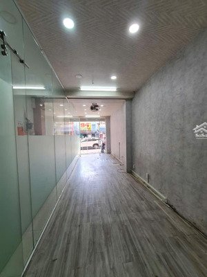 cho thuê tòa nhà văn phòng đường chu văn an quận bình thạnh dt 8x20-5 tầng thang máy.giá 55tr/tháng