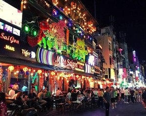 tốt và khan hiếm, mt ngay phố tây bùi viện. 25 phòng khách sạn, dt 141m2, ngang lớn