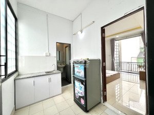 căn hộ 1 phòng ngủ riêng tách bếp 40m2 4ng3xe full nội thất balcon hẻm ô tô ngay đh bách khoa q10