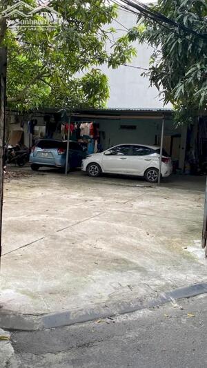 Bán đất trung tâm Thach bàn 200m MT 14m 30 tỷ ô tô vào đất