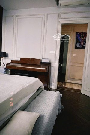 bán căn hộ góc 2 mặt tiền lầu cao view quận 1 tại sunrise riverside, 105m2, full nt . giá : 7,3 tỷ