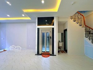 siêu phẩm vương thừa vũ - 45m2 x mt4,8m - ô tô - thang máy - vị trí đẹp - phân khúc hiếm