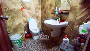 bán nhà.quận 8. dương bá trạc.66m2 .nở hậu đẹp. 2 mặt tiền đường kinh doanh đa ngành nhỉnh 7 tỷ