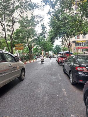 chính chủ bán gấp nhà liền kề kđt văn khê, hà đông 82,5m