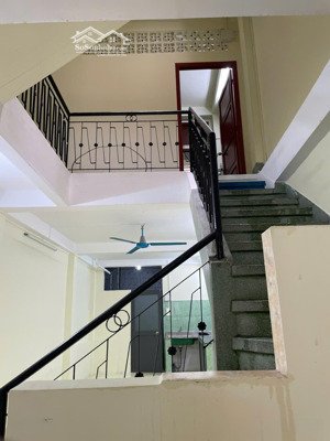 cho thuê nhà hẻm 4m (xh) điện biên phủ, p.11, q.10 giá 18tr