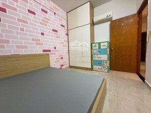 bán lỗ, the cbd 65m2, 2 phòng ngủ, 2wc, tầng trung, view hồ bơi giá 2.9 tỷ, lh: minh