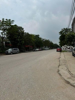 bán đất khu đô thị hà phong-đường thông thoáng-trục kinh doanh-dân cư đông đúc-tiện ích bạt ngàn.