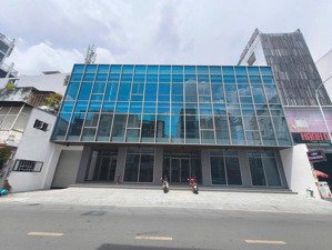 hót toà building mới hoàn công cho thuê diện tích cực lớn giá cực rẻ tại quận 3, tphcm