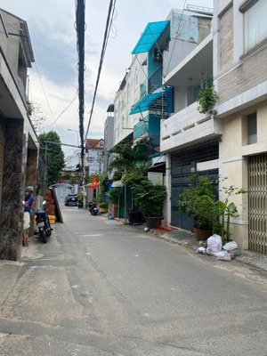 bán nhà hxh sát mặt tiền đường nguyễn văn đậu p11 bình thạnh(4.68x22m) xd mới 7 tầng chỉ 13,5 tỷ tl