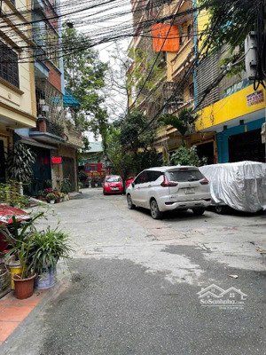 hàng hiếm - 38m2 - 8,5 tỷ - phân lô hoàng quốc việt - 5 tầng dân xây full đồ - ô tô tránh đỗ cửa