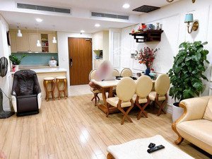 cho thuê căn hộ chung cư rivera park 69 vũ trọng phụng, thanh xuân. 130m2 3n 28tr/th. lh:0983237984