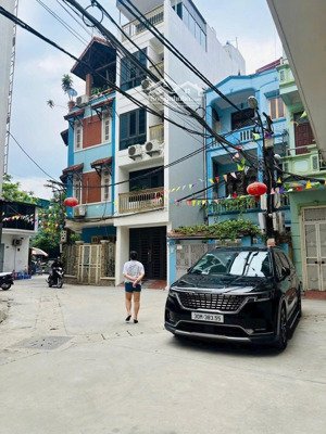 bán gấp nhà cực đẹp vĩnh tuy-hai bà trưng, mặt ngõ, ô tô đỗ cửa, 6 tầng thang máy. dt 37,2m2.