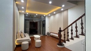 siêu phẩm phố - trung phụng xã đàn đống đa (dt 40m2x6t) - 50m ra phố full nội thất giá 7,6 tỷ