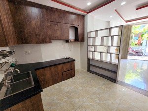 bán nhà 3 tầng hẻm hải đức, nha trang cách 23/10 200m chỉ 2.68 tỷ