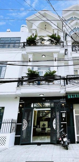 hot rẻ nhất khu bàu cát 5mx 24m 3 lầu giá 18 tỷ còn tl