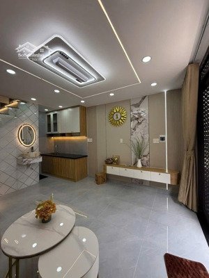 cần bán nhà 4 tầng - dt (5x15) - 4 phòng ngủ - hxh - shr hoàn công - tân quy - quận 7 - nhỉnh 8 tỷ