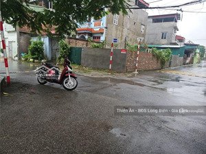 đất siêu đẹp- đông dư, 126.8m2 lôgoc, oto tránh, ngõ thông tứ tung, xây biệt thự, homestay quá đỉnh