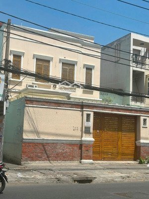 bán nhà siêu hiếm - mt âu cơ, quận tân bình, dt 8.5x25m, 2 lầu, hđt 80tr/tháng, giá 27 tỷ