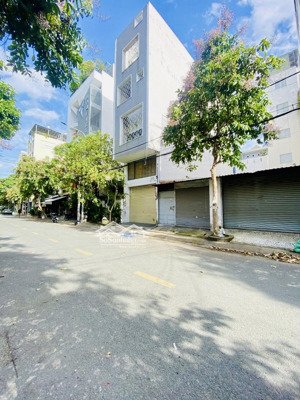 bán gấp 1 trệt 2 lầu sân thượng 4x19m 5pn giá thơm 6,8 tỷ cạnh ubnd - linh đông, tp thủ đức