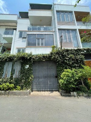 bán chdv dòng tiền 7 phòng - 80m2 ngang 6.4 - hẻm 6m - khu phân lô vip - sổ siêu đẹp - giá chỉ 7.7