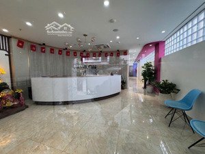 mặt phố nguyễn chính - tòa building 7 tầng + 1 hầm - 176m - mt 6.5m - 70 tỷ