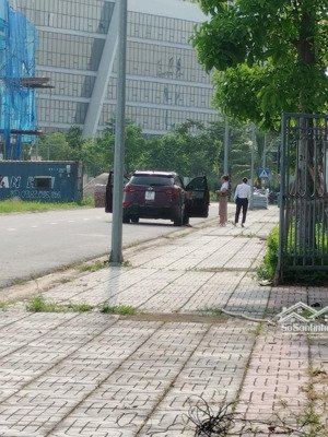 biệt thự 200m2 vị trí đẹp ngay cạnh công viên trung tâm, trường học quốc tế, giá f0 từ cđt.