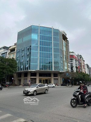 bán toà nhà góc 3 mt hoàng việt, quận tân bình, dt 12 mx24m), hầm + 7 tầng, hđt: 260tr, giá: 81 tỷ