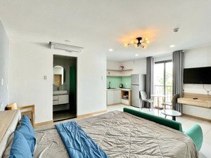 khai trương phòng studio ban công siêu chill full nội thất sofa thang máy hầm xe bảo vệ gần hutech