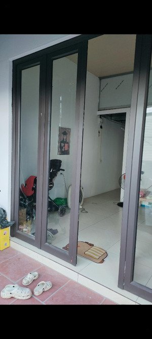 bán nhà cấp 4 đất nn mặt đường thông rộng 8m trong đê đông la hoài đức hà nội