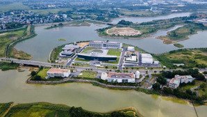 bán đất thổ cư 200m2 lô góc hiếm tại tân xã, thạch thất gần khu cnc hòa lạc, 9,85 tỷ, lh 