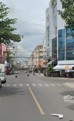 cần cho thuê mặt bằng làm trụ sở văn phòng công ty, vị trí đẹp, giá tốt. lh: 