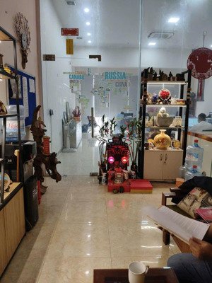 - bán ki ốt chung cư green pearl minh khai, hai bà trưng, siêu đẹp, 175m2, 20.6 tỷ