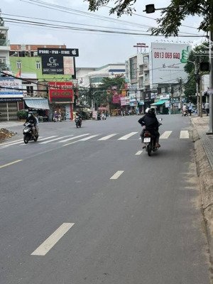 nhà 1 lầu mặt tiền phạm văn thuận - trung tâm biên hoà - gần coopmart - giá rẻ đầu tư