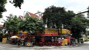 cho thuê nhà mặt phố nguyễn thị định, cầu giấy. lô góc đẹp dt 250m2 4 tầng. phù hợp mọi mô hình