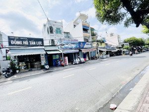 quận 7 - mt lê văn lương sau lưng lotte, khu vực xây được cao tầng, nhà 144m2 ngang 6.4m