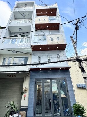 lạc long quân - đường xe tải tránh ngay đầm sen 5 tầng vuông a4 4,980 tỷ