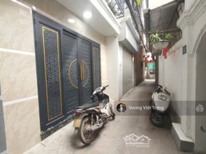 cực hiếm. toà ccmn phố đồng cổ phường bưởi quận tây hồ. dt 45m2 12 phòng, cách ôtô 10m, giá 14,5tỷ