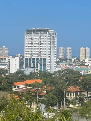 bán căn góc silversea 47 bacu 100m2,2pn,2wc giá 4tỷ 250tr.call mr hà.