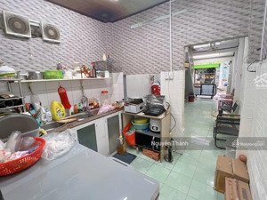 bán gấp nhà mặt phố nguyễn thái bình, 5 tỷ, 30m2, 2pn, 2wc, pháp lý đầy đủ