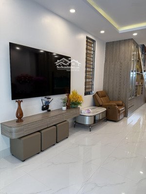 kẹt tiền bán gấp căn góc full nội thất tt 3.4 tỷ nhận nhà ở ngay có hỗ trợ góp 18 tháng