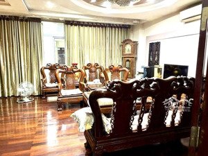 nhà đẹp lâm hạ long biên, 7 tầng thang máy, gara ô tô nhỉnh 31 tỷ