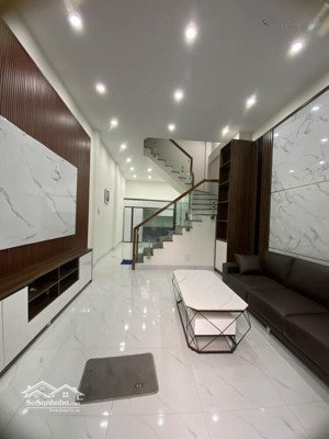 phân lô học viện chính trị - gần phố - ô tô đỗ cửa - nhà siêu đẹp - 4 tầng/42m2 - ngô quyền hà đông