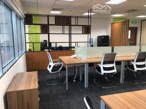 cho thuê văn phòng full nội thất võ văn tần, q3. dt: 150m2