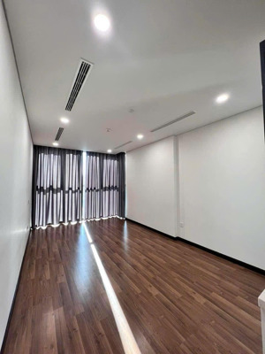 hiếm: cho thuê căn hộ mipec rubik, 3pn, 2vs, 110m2, giá từ 20tr. lh: 0899,.511,.866