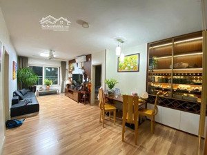 bán căn hộ ct6 dương đình nghệ 3 ngủ 2 sẵn sổ trung tâm cầu giấy