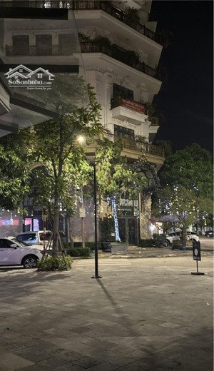 cho thuê nhà mặt phố lê hồng phong, 180 triệu, 21000m2, 7 tầng, 7wc, hàng hiếm tại bắc giang